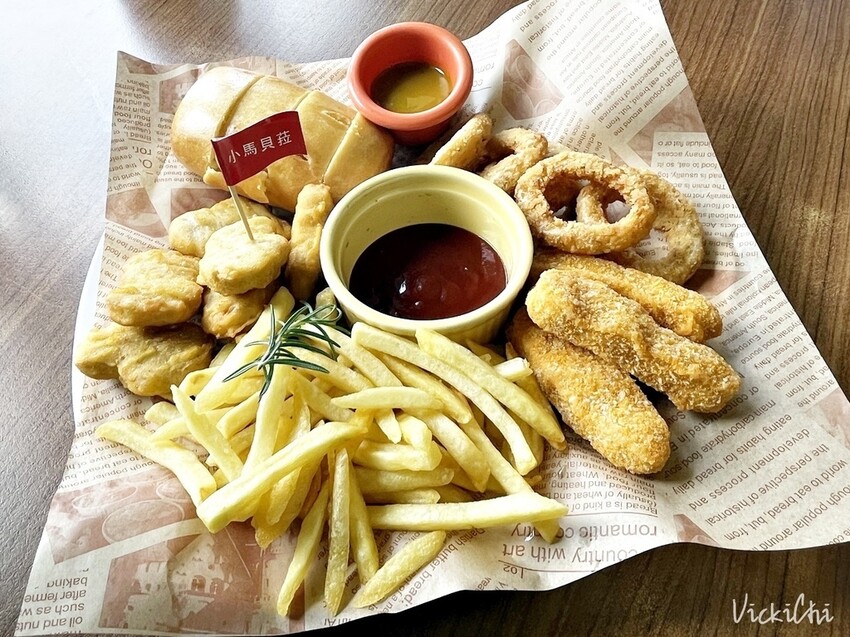 新北三芝｜不限時，對親子及寵物友善的小馬貝菈咖啡廳