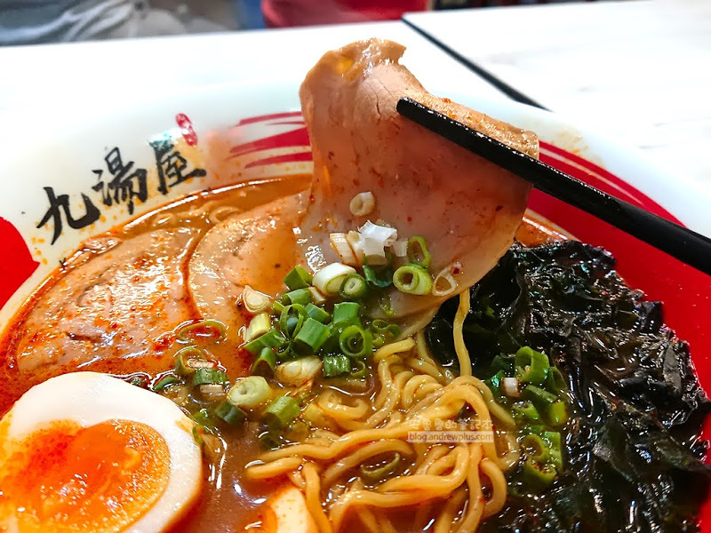 九湯屋日本拉麵 台北南京店 鄰近林森北路的平價日式拉麵店