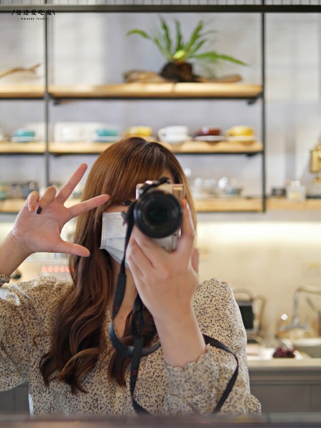 台南美食『小步咖啡 bucafe』小鎮裡的迷人咖啡香，午茶時光就來份現點現烤法芙娜可可鬆餅療癒一下吧！