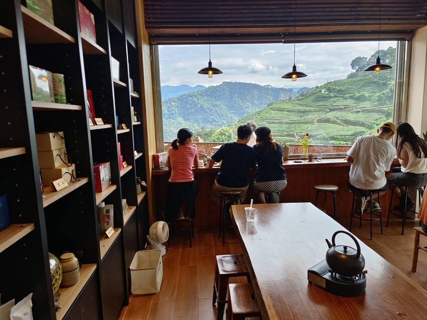 371570.jpg - 【嘉義.梅山】霧裡村x百冠製茶。寵物友善餐廳。透明玻璃窗望向超美山景