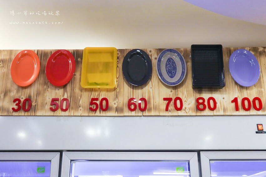 想吃什麼自己拿～現炒爆香的美味，兩層樓超寬敞平價自助石頭火鍋店！