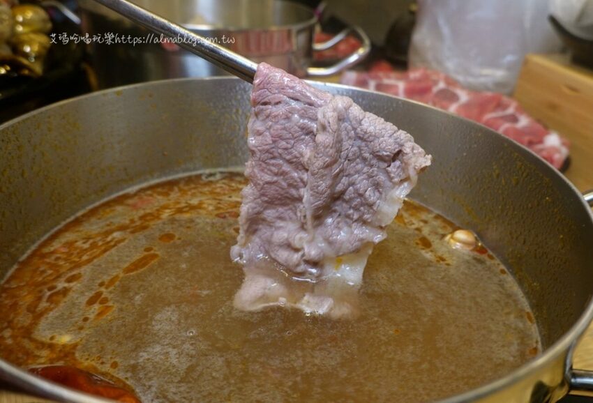 〖山崎昆布鍋物〗點鍋物+打卡升級成海陸鍋!加碼抽波士頓活龍蝦.自助飲料冰淇淋無限供應 - 艾瑪▪ 享受吃喝玩樂札記