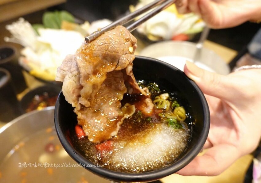 〖山崎昆布鍋物〗點鍋物+打卡升級成海陸鍋!加碼抽波士頓活龍蝦.自助飲料冰淇淋無限供應 - 艾瑪▪ 享受吃喝玩樂札記