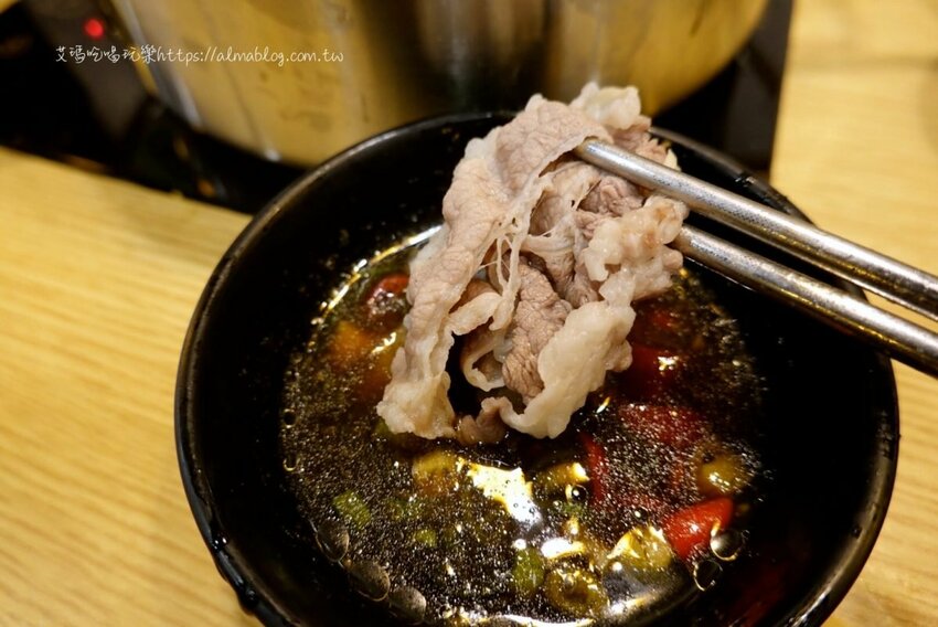 〖山崎昆布鍋物〗點鍋物+打卡升級成海陸鍋!加碼抽波士頓活龍蝦.自助飲料冰淇淋無限供應 - 艾瑪▪ 享受吃喝玩樂札記