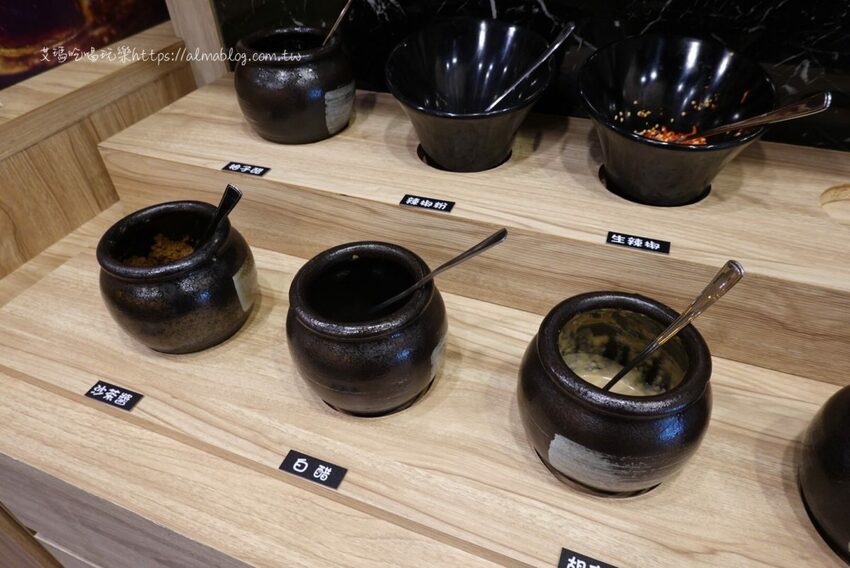 〖山崎昆布鍋物〗點鍋物+打卡升級成海陸鍋!加碼抽波士頓活龍蝦.自助飲料冰淇淋無限供應 - 艾瑪▪ 享受吃喝玩樂札記