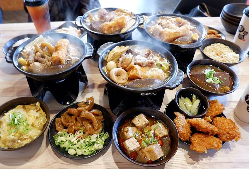 那個鍋崇德店新開幕。188元起一人一鍋享那個麵飯吃到飽,麻辣鍋五級辣度任你挑,還有獨創酸辣鍋 - 🍎 蘋果話日常🍎