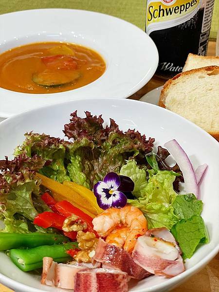 台北大稻埕│好客台北-曼谷路邊風味海鮮沙拉