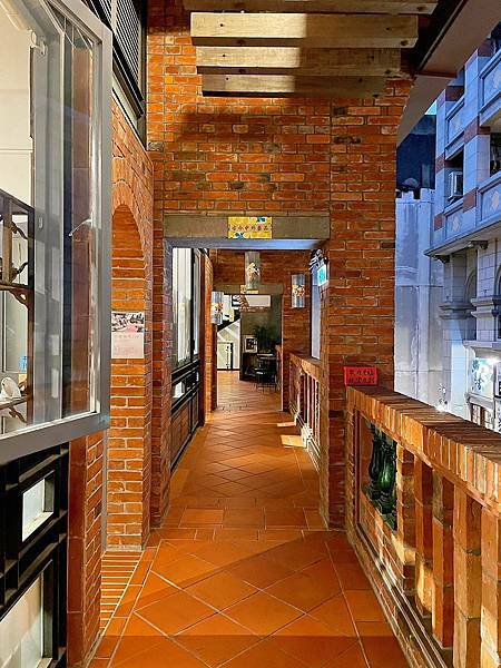 台北大稻埕│好客台北-百年古蹟十連棟