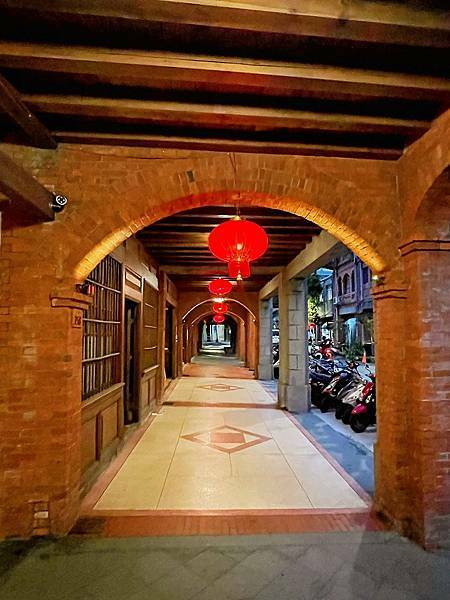 台北大稻埕│好客台北-百年古蹟十連棟