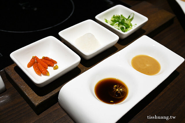 宜蘭豐里海鍋物|懷石料理等級的海鮮鍋物|現流海鮮、鹿兒島和牛、台灣黑豬肉|附菜單