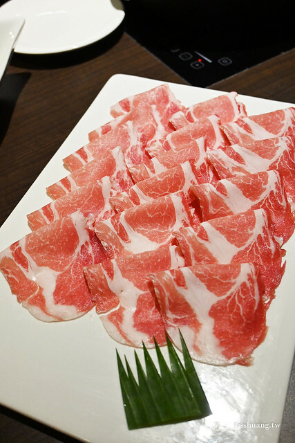 宜蘭豐里海鍋物|懷石料理等級的海鮮鍋物|現流海鮮、鹿兒島和牛、台灣黑豬肉|附菜單