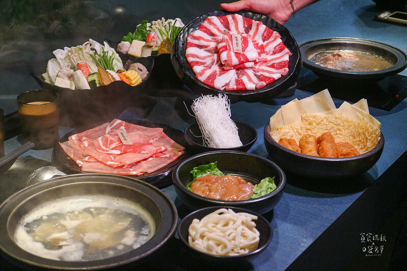 台中西屯|精明商圈特色湯底個人火鍋,湯頭醇厚順口好暖胃,剝皮辣椒雞湯鍋、蒜頭蛤蜊鍋|敝姓鍋 台中旗艦店