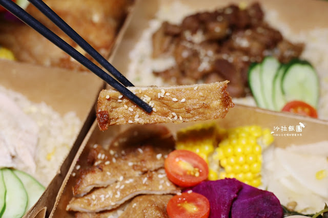 台中人氣美食精誠商圈『人人有飯吃』文青風餐盒/日式炒飯/好吃鹹酥雞/黑糖鮮奶茶