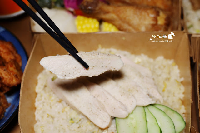 台中人氣美食精誠商圈『人人有飯吃』文青風餐盒/日式炒飯/好吃鹹酥雞/黑糖鮮奶茶