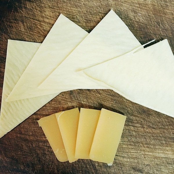 奇華餅家：奇華餅家 春節禮盒首選 / 港式臘味蘿蔔糕、年糕媽媽們吃過都說讚