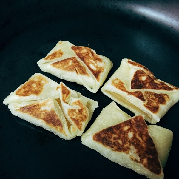 奇華餅家：奇華餅家 春節禮盒首選 / 港式臘味蘿蔔糕、年糕媽媽們吃過都說讚