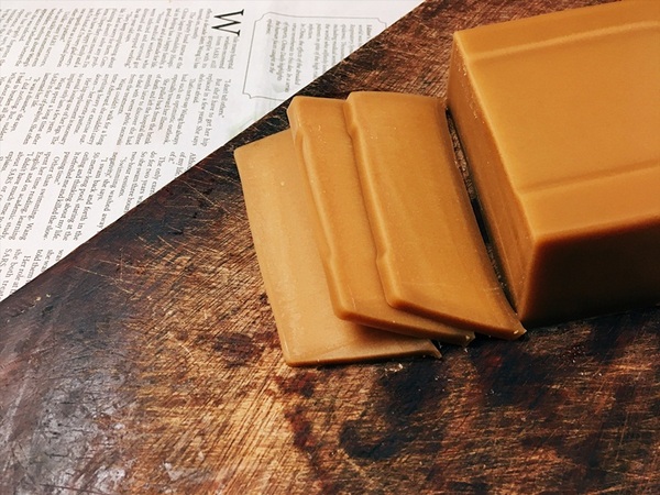 奇華餅家：奇華餅家 春節禮盒首選 / 港式臘味蘿蔔糕、年糕媽媽們吃過都說讚