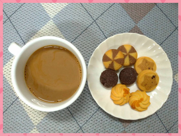 姊妹下午茶.辦公室茶點推薦~奇華餅家/曲奇禮盒，佳節送禮自用皆適宜。