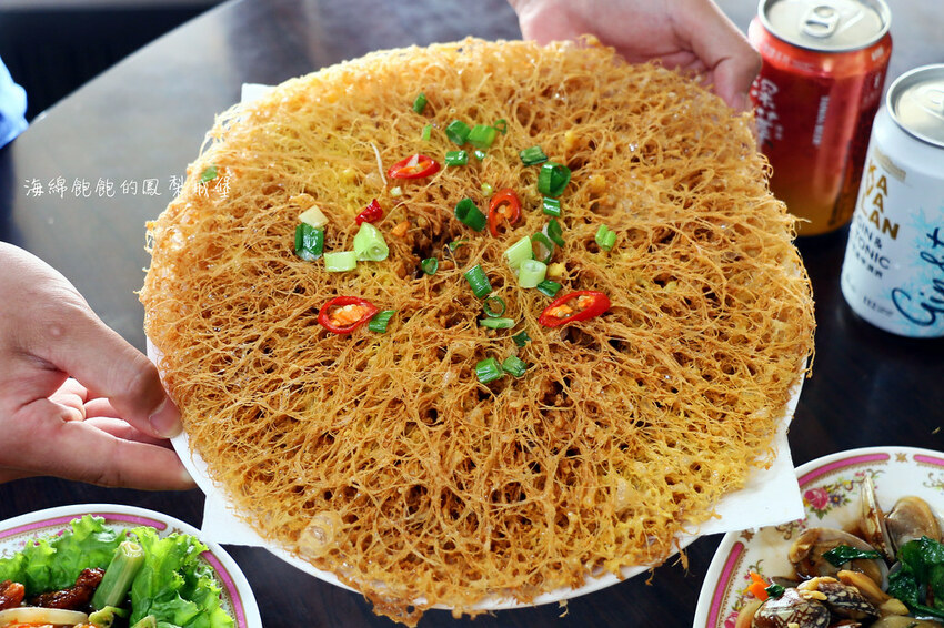 小琉球必吃蜂巢蝦「高記在地小吃」愛玩客推薦、小琉球特色小吃、菜單價位、多人合菜