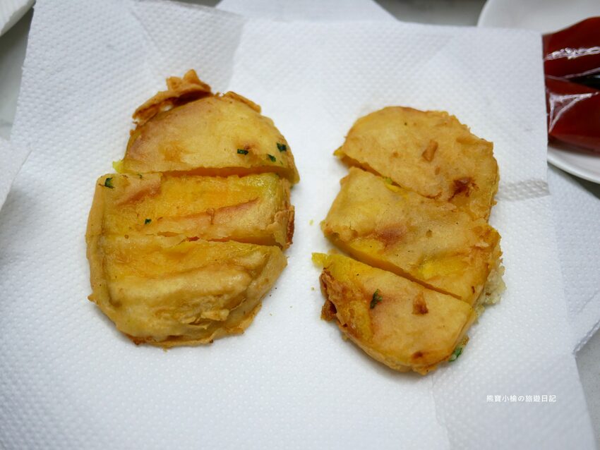 【台中南區美食】台中忠孝蚵嗲,台式口味下午茶首選,除了蚵仔口味還有花枝嗲肉嗲!內文附詳細菜單價位介紹。 @熊寶小榆の旅遊日記