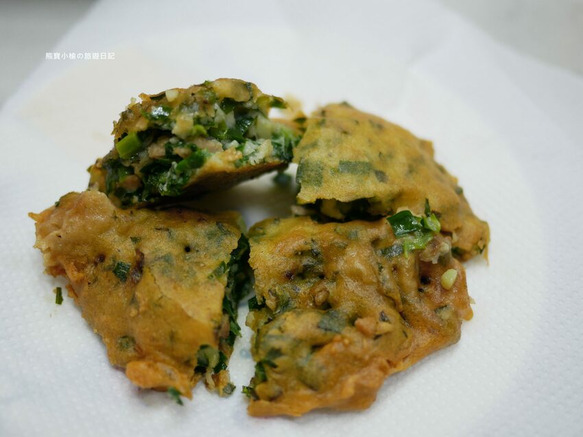 【台中南區美食】台中忠孝蚵嗲,台式口味下午茶首選,除了蚵仔口味還有花枝嗲肉嗲!內文附詳細菜單價位介紹。 @熊寶小榆の旅遊日記