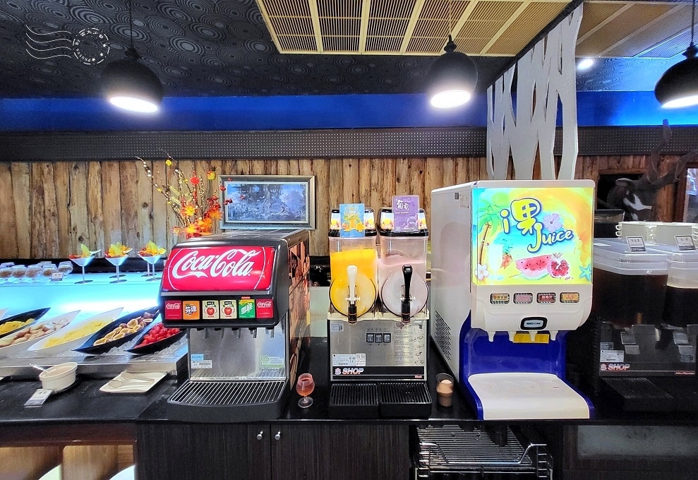 【挪亞方舟美食旗艦店】飲料區