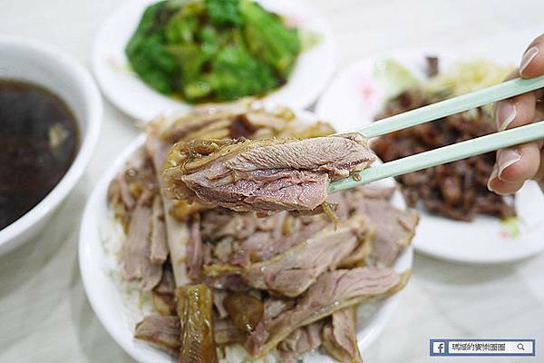 中壢美食【鐘予原味當歸鴨中壢店】大推超嫩當歸鴨腿飯/中壢當歸鴨推薦