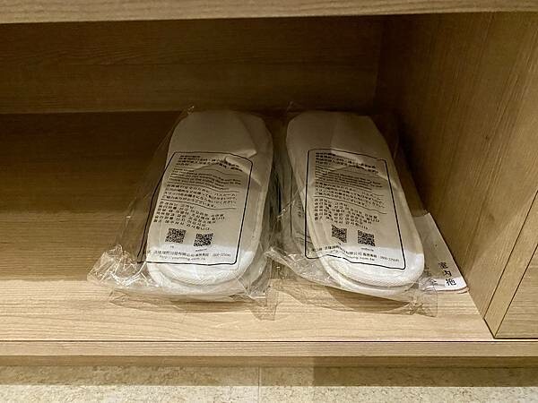 台中市西屯區【美食】台中浮雲客棧Kloud hotel|鄰近逢甲商圈|在15樓層享用早餐Buffet