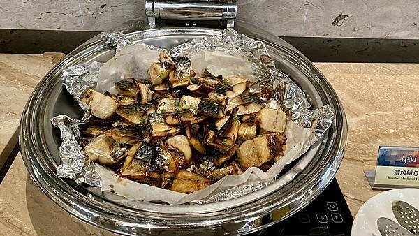 台中市西屯區【美食】台中浮雲客棧Kloud hotel|鄰近逢甲商圈|在15樓層享用早餐Buffet