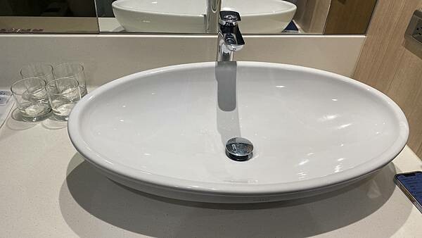 台中市西屯區【美食】台中浮雲客棧Kloud hotel|鄰近逢甲商圈|在15樓層享用早餐Buffet