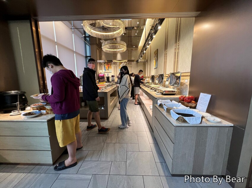 【台中】「浮雲客棧KLOUD HOTEL．逢甲商圈巷弄裡，附停車位的質感風環保智慧星級旅店」
