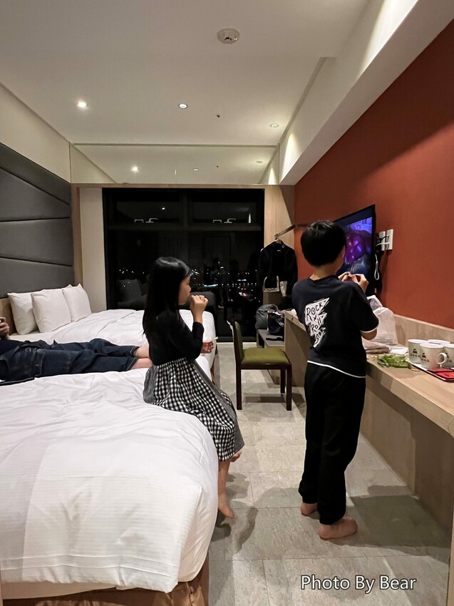 【台中】「浮雲客棧KLOUD HOTEL．逢甲商圈巷弄裡，附停車位的質感風環保智慧星級旅店」