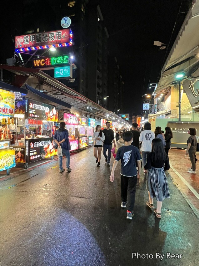 【台中】「浮雲客棧KLOUD HOTEL．逢甲商圈巷弄裡，附停車位的質感風環保智慧星級旅店」