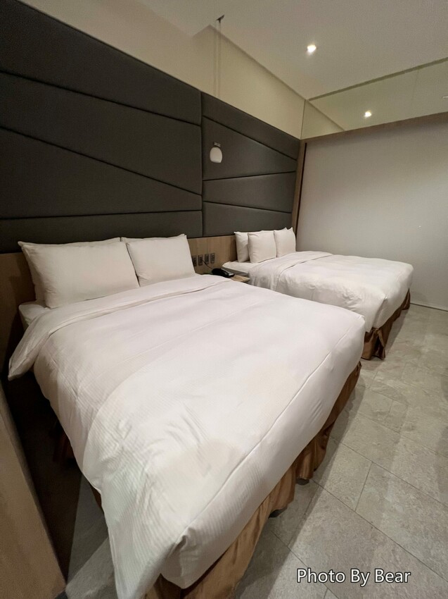 【台中】「浮雲客棧KLOUD HOTEL．逢甲商圈巷弄裡，附停車位的質感風環保智慧星級旅店」