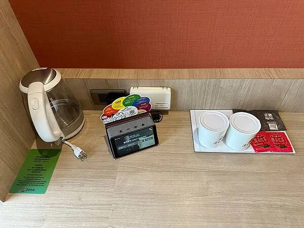 台中逢甲住宿大推！浮雲客棧Kloud Hotel早餐豐盛停車方便。