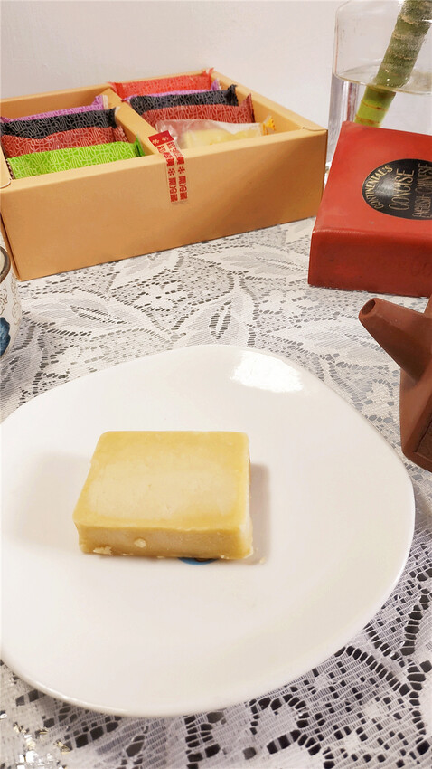 美食|和生御品宮廷點心 |中秋月餅禮盒 綠豆黃, 讓你嘴甜心底也甜甜的~