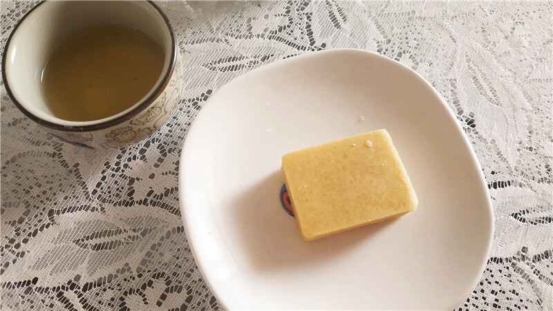 美食|和生御品宮廷點心 |中秋月餅禮盒 綠豆黃, 讓你嘴甜心底也甜甜的~