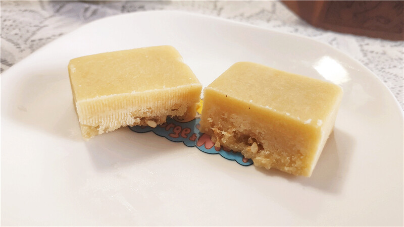 美食|和生御品宮廷點心 |中秋月餅禮盒 綠豆黃, 讓你嘴甜心底也甜甜的~