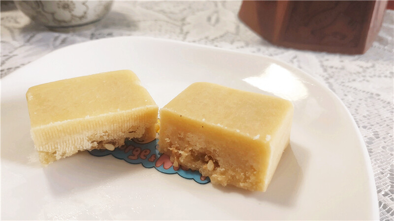 美食|和生御品宮廷點心 |中秋月餅禮盒 綠豆黃, 讓你嘴甜心底也甜甜的~