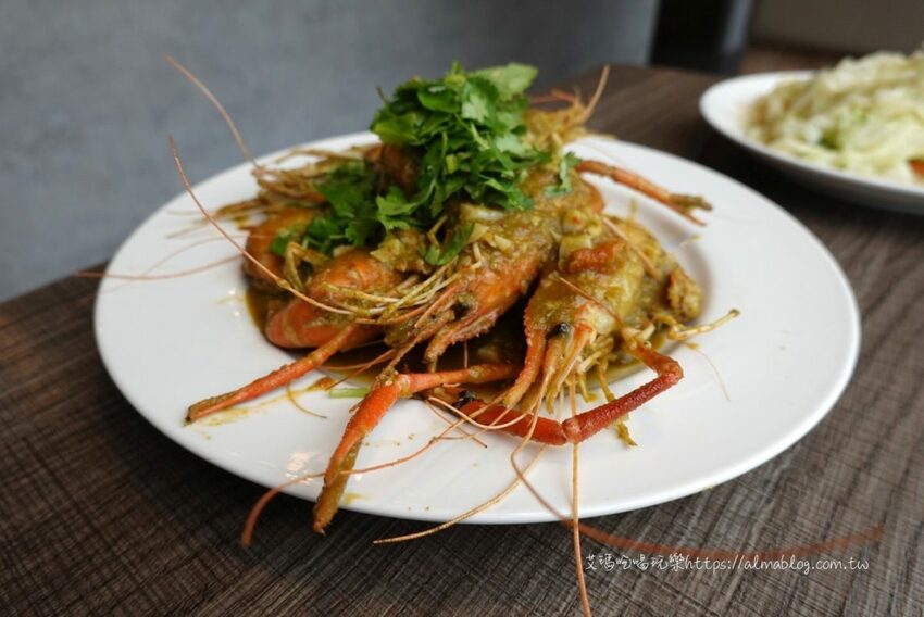 五顆星活蝦餐廳！激推“泰辣招牌蝦”．屏東里港每日新鮮直送．17種活蝦料理/白飯免費吃/停車方便 - 艾瑪▪ 享受吃喝玩樂札記
