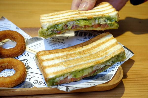 三重好吃早午餐-好好吃飯，手作醬料的三重好吃漢堡、早午餐 (20).jpg