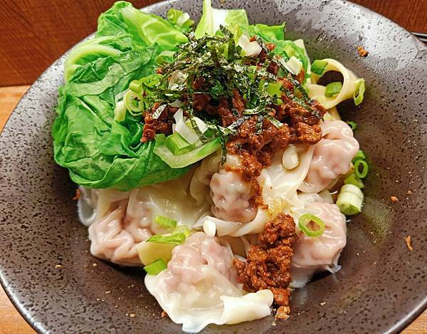 /tmp/phpNx3OCu /tmp/phpNx3OCu