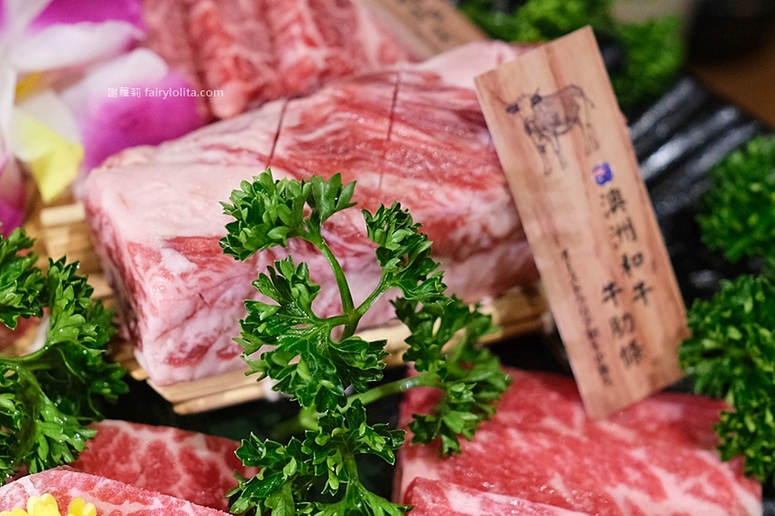 一開幕就爆紅！Google分數高達4.9，穿和服吃頂級燒肉！全程代客燒烤超貼心！