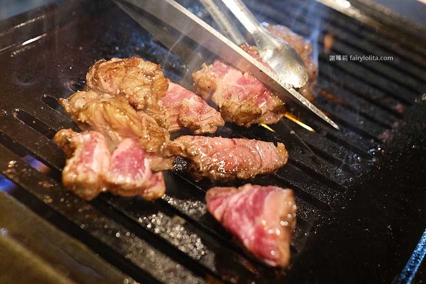 一開幕就爆紅！Google分數高達4.9，穿和服吃頂級燒肉！全程代客燒烤超貼心！