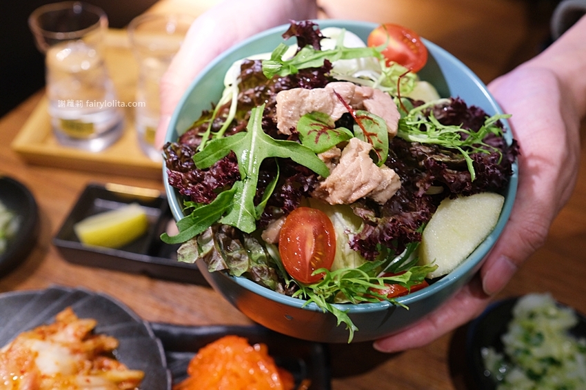 一開幕就爆紅！Google分數高達4.9，穿和服吃頂級燒肉！全程代客燒烤超貼心！