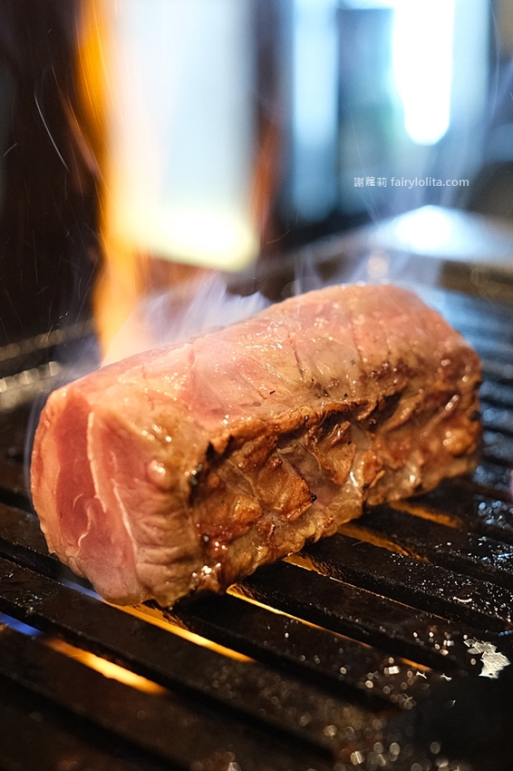 一開幕就爆紅！Google分數高達4.9，穿和服吃頂級燒肉！全程代客燒烤超貼心！