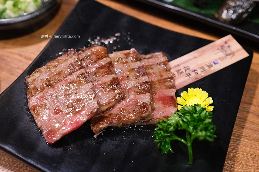 一開幕就爆紅！Google分數高達4.9，穿和服吃頂級燒肉！全程代客燒烤超貼心！