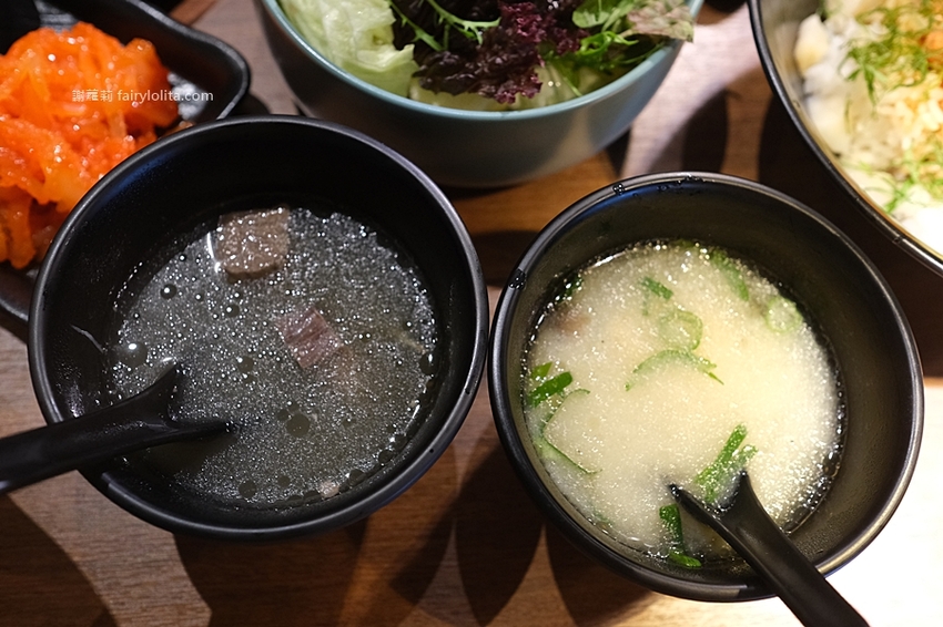 一開幕就爆紅！Google分數高達4.9，穿和服吃頂級燒肉！全程代客燒烤超貼心！