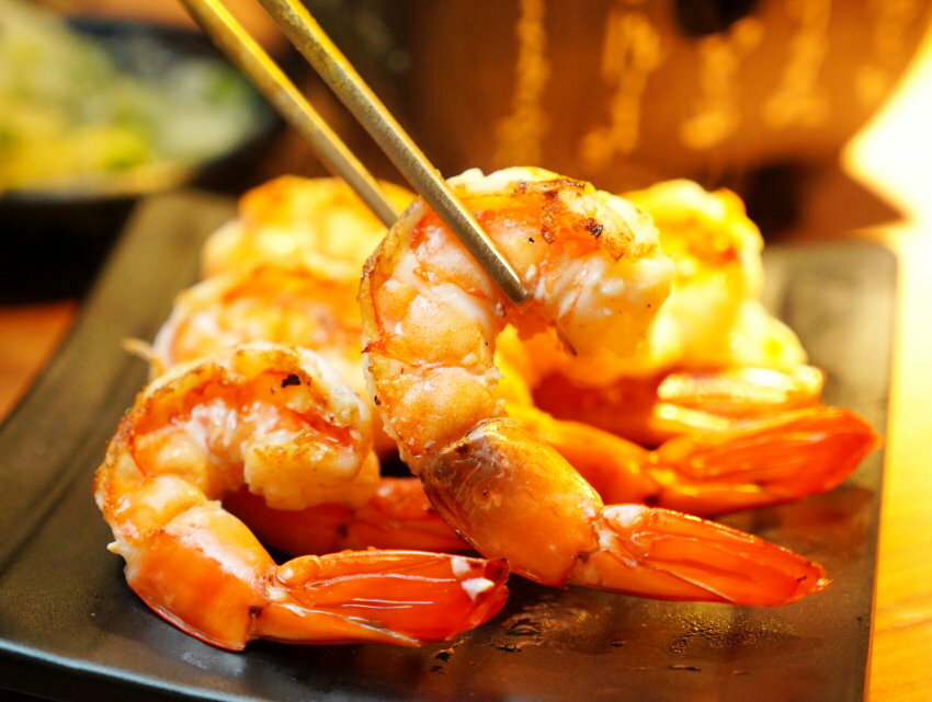 【中壢美食】藏王極上燒肉餐酒館．日本和牛+神級清酒+專人代烤!