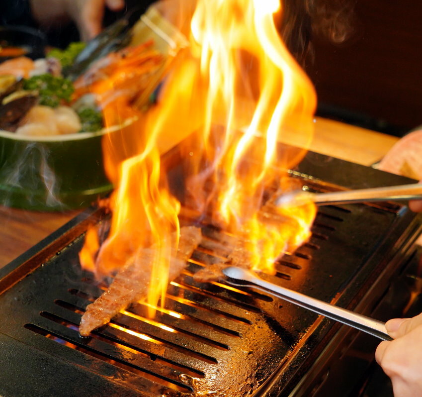 【中壢美食】藏王極上燒肉餐酒館．日本和牛+神級清酒+專人代烤!